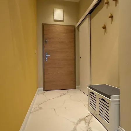 Apartment Homely In Lozenets