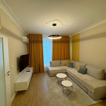 Homely In Lozenets Sofia